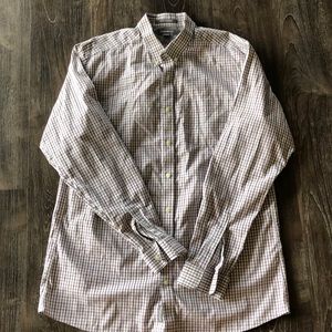 Eddie Bauer wrinkle free slim fit